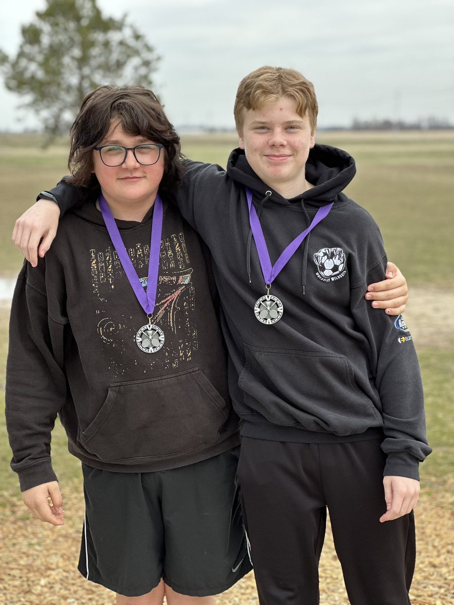 EastMersea4596's tweet photo. Congratulations to these badminton playing Mustangs: Ryan - bronze in boys’ singles and Aaden and Reid - silver in boys’ singles.  Keep up the good work. https://t.co/x3QHCSYWMH