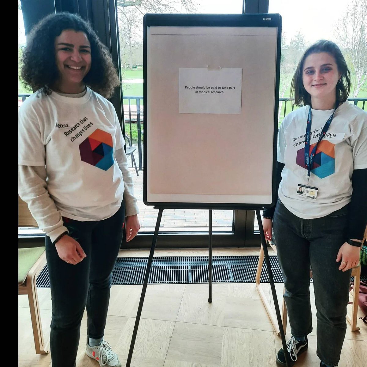 hilda_beastoxf's tweet photo. We’ve had a great day hosting @TargetOxbridge residential students for their Medicine and Biomedical Sciences taster event! Thank you to our medic volunteers from @ndorms for teaching the students how to suture and for leading a medical ethics workshop. @OxOutreach https://t.co/syxeuxnNU6