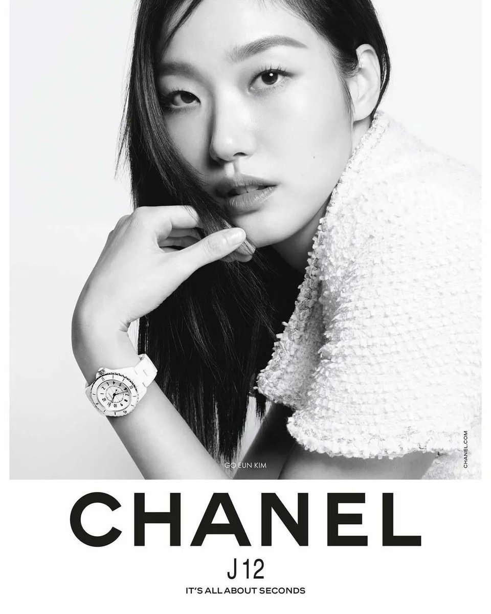 kimgoeuneu's tweet photo. [120423] #KimGoEun shares behind the scene shoot from Chanel J12⌚️ campaign 《 It's All About Seconds》

📸IG @/ggonekim 
@chanelofficial 🤍

#J12 #CHANELWatches #ItsAllAboutSeconds

#김고은 #金高銀 
#คิมโกอึน #キムゴウン 
#샤넬 #Chanel #ChanelJ12 https://t.co/wVGbkLYUmT