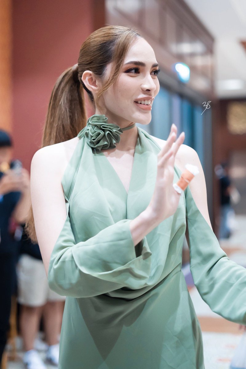 Englothome's tweet photo. GALA NIGHT DINNER 👑🥂✨
สง��างามดั่งหงส์🤍
#ENGLOT_GalaNightMGT2023 https://t.co/fP9ywOocHf