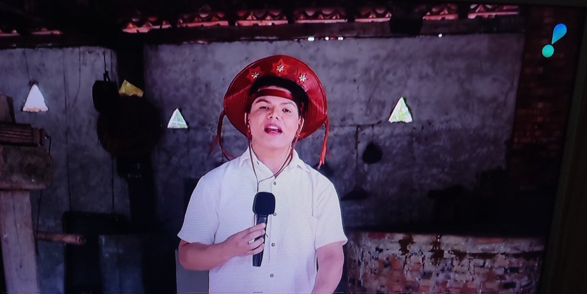 lucineiCG's tweet photo. @steniobirthofc para @claudetetroiano na @RedeTV . Uma aula de cultura nordestina.
#VouTeContar https://t.co/2qBkKzzZh3