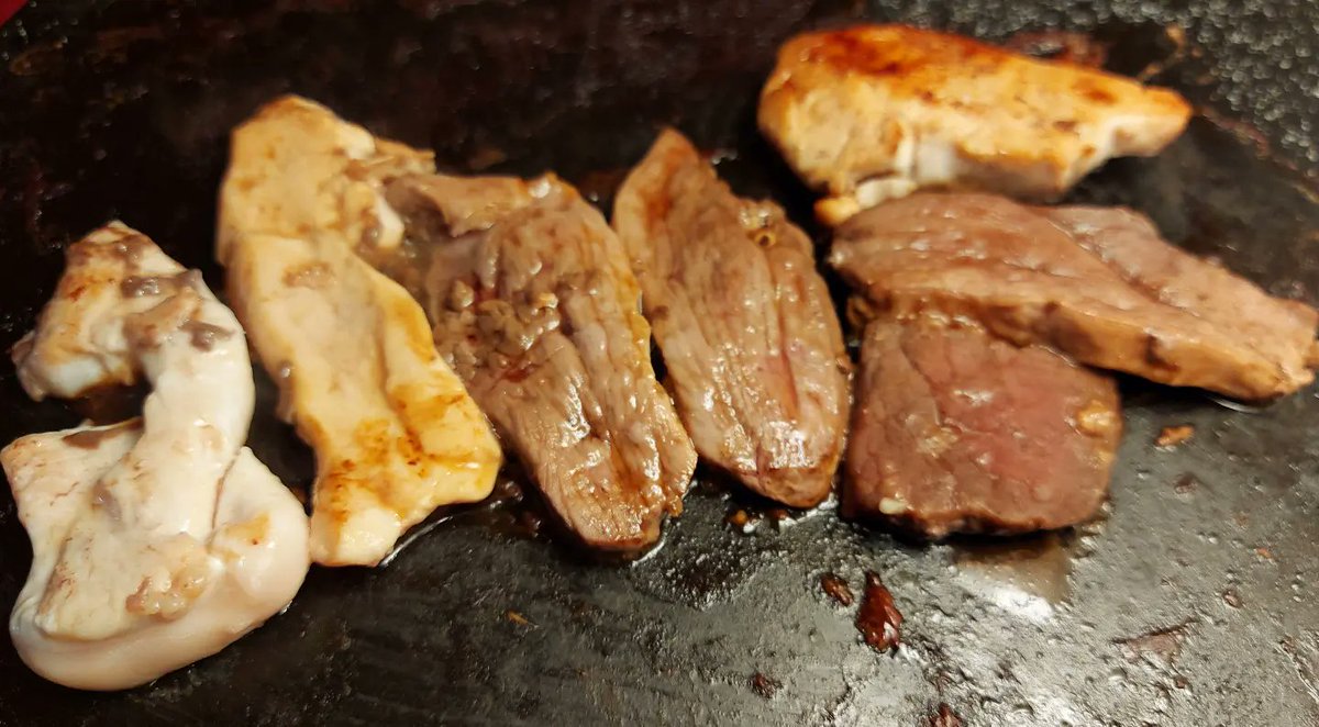 comocomodiadia's tweet photo. ...#foiegras... #gratindauphinois... #pierrade... #risotto de gambas... #cafegourmand... #derestaurante #lavieilleferme #enfamilia #comocomodiadia https://t.co/DxoJjLzrxn