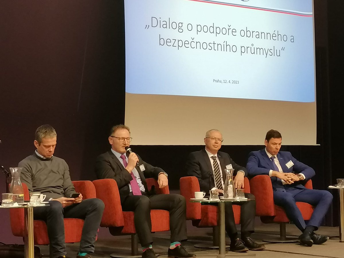 Česká exportní banka tweet media