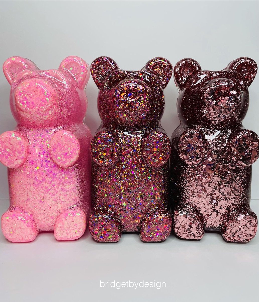 BridgetXDesign's tweet photo. On Wednesdays we wear pink🎀 #bridgetbydesign #bridgetxdesign #pink #resingummybears https://t.co/ohm3khcOPC