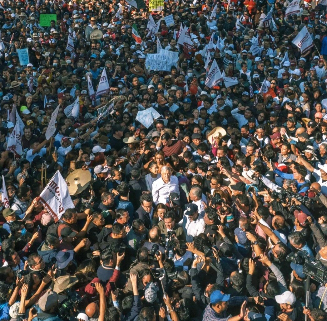 Jacinta_Camila's tweet photo. Esa TROPAAAA 🇲🇽💖
Estamos bien y de güenas 😌..mi comandante supremo AMLO dando la noticia.. se recuperan...
246 millones de dólares.
#DevolverAlPuebloLoRobado!! https://t.co/XhObaFcnI9