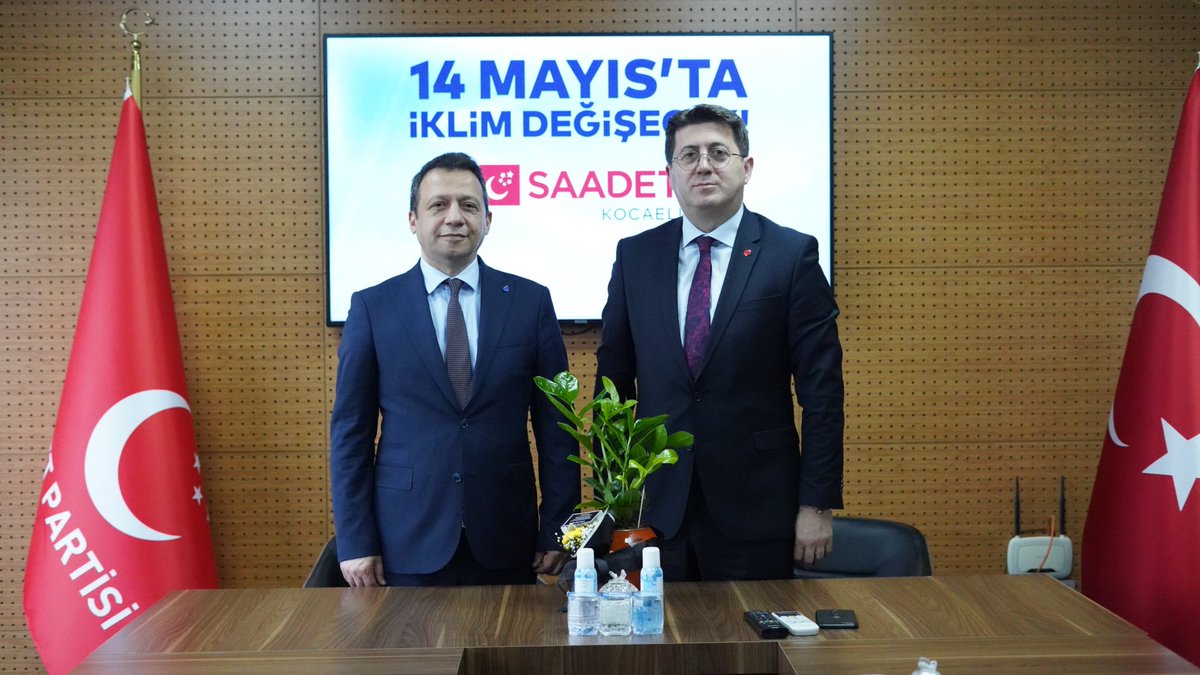 KocaeliyeDEVA's tweet photo. Seçim çalışmalarımız kapsamında İl Başkanımız Semih Taşveren, İlçe Başkanlarımız ve İl Yönetimimiz, Saadet Partisi Kocaeli İl Başkanı Zafer Mutlu ve Yönetimini ziyaret etti.
.
#kocaelideva #2023 #devapartisi #milletvekili #demokrasi #derhal #bugun #atılım #adalet https://t.co/LHLETB33b6