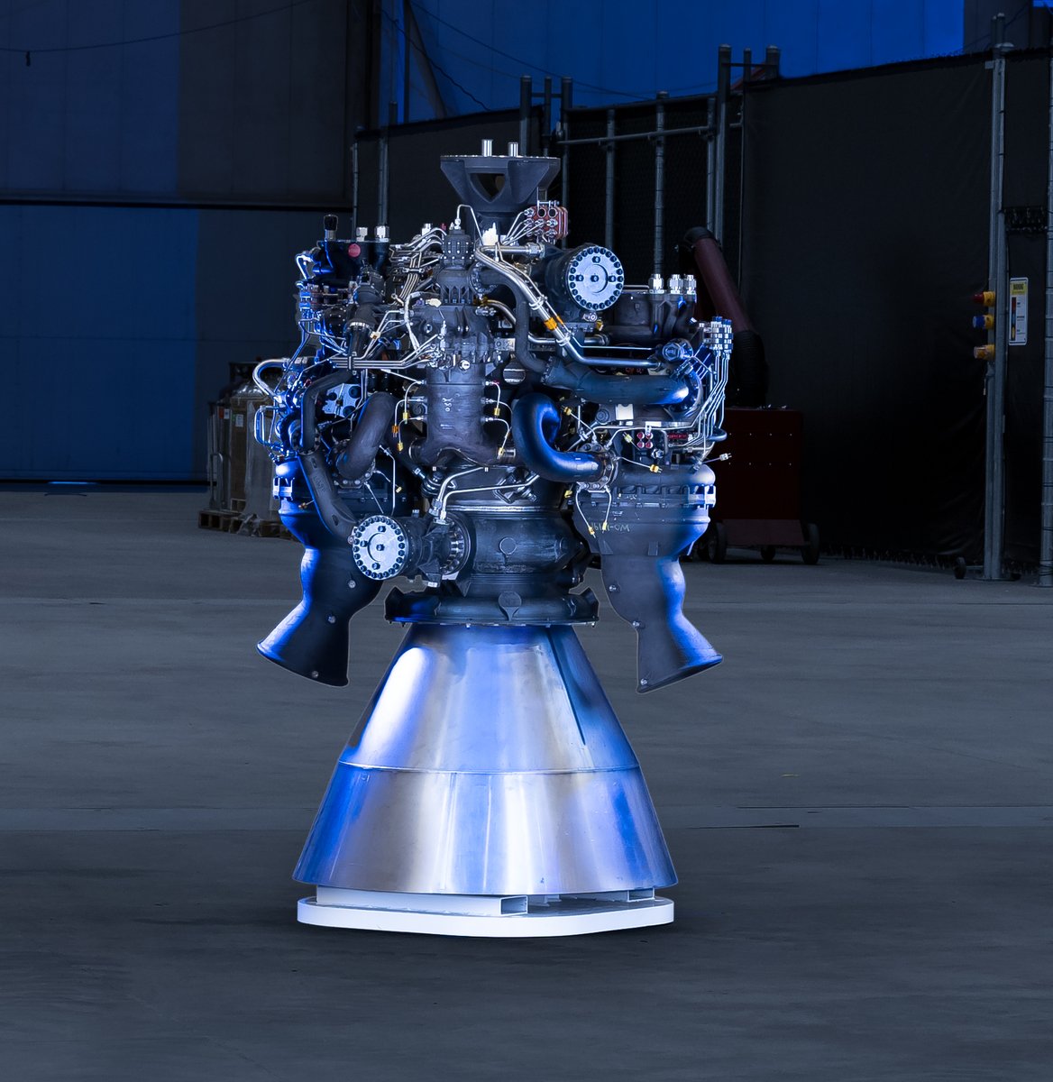 Powered by Aeon R. Designed and manufactured in-house. Propelled by LOx + LNG.

✔ 13x 3D-printed Aeon R rocket engines on stage 1
✔ Aeon R Sea level thrust of 258,000 lbf, combined vehicle liftoff thrust of 3,354,000 lbf
✔1x 3D-printed Aeon Vac engine on stage 2 with a vacuum