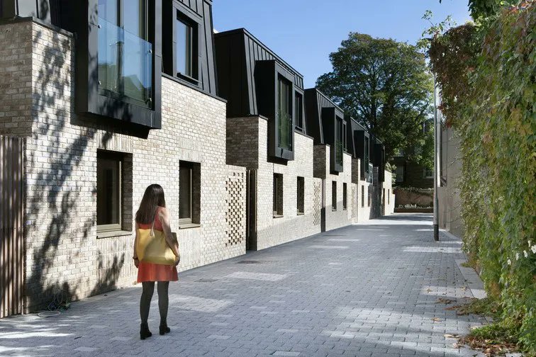 Future of London (@futureofldn) on Twitter photo Where are the innovative finance solutions to London’s affordable housing crisis?
Collaborative funding ideas in our new report buff.ly/4390bxW
Sponsor thanks: <a href="/Countryside_PS/">Countryside</a> <a href="/MontaguEvansLLP/">Montagu Evans</a> <a href="/PTEarchitects/">Pollard Thomas Edwards</a> <a href="/PotterRaper/">Potter Raper</a> <a href="/Trowers/">Trowers & Hamlins</a>
Pic Pollard Thomas Edwards Where are the innovative finance solutions to London’s affordable housing crisis?
Collaborative funding ideas in our new report buff.ly/4390bxW
Sponsor thanks: <a href="/Countryside_PS/">Countryside</a> <a href="/MontaguEvansLLP/">Montagu Evans</a> <a href="/PTEarchitects/">Pollard Thomas Edwards</a> <a href="/PotterRaper/">Potter Raper</a> <a href="/Trowers/">Trowers & Hamlins</a>
Pic Pollard Thomas Edwards