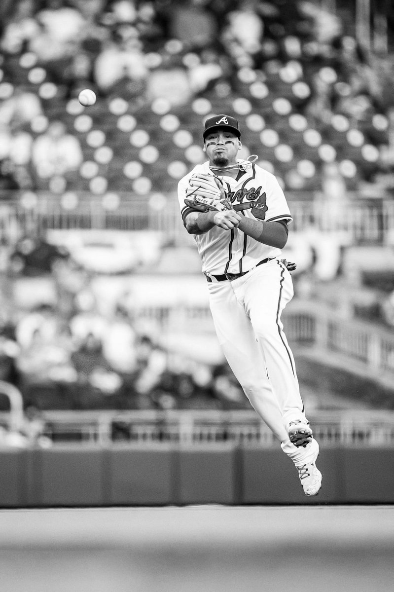 SportsInBW's tweet photo. MLB photos (in black and white): Day 11

@Orioles | @Reds | @Braves | @BlueJays https://t.co/2dvRnaA2M8