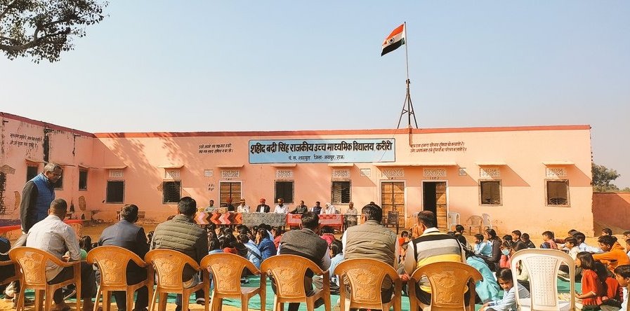 Rao_sahab_D_S7's tweet photo. #आपणो_गाँव,,, #आपणी_स्कूल,,, 🙏
शहीद बद्री सिंह राजकीय उच्च माध्यमिक विद्यालय, करीरी!! 
#BCI_School_Councelling 
#कंप्यूटर_अनुदेशक https://t.co/GFNi3miC1I