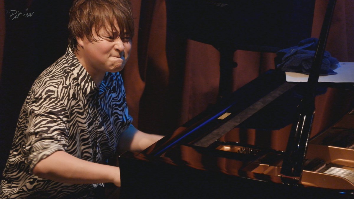 pit_inn_'s tweet photo. Today’s <Yosuke Inoue Trio> show is over!
The archive will be available for streaming for a month. Please enjoy!
https://t.co/1wVC4bMr18
#pitinnnetjazz
#shinjukupitinn
#YosukeInoueTrio
#YosukeInoue #bass
#KazuhiroTakemoto #piano
#ShogoHamada #drums
#jazz https://t.co/VHwVtkIF90