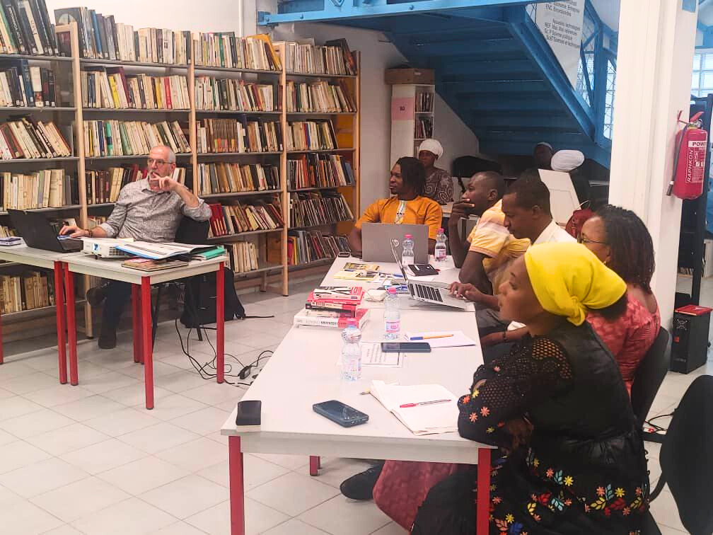 MindAndGo's tweet photo. En direct du Mali ! 🇲🇱  Formation PMB dans le cadre d’une migration du logiciel de gestion de bibliothèque de l'@IF_Mali de Bamako. Une mise en ligne du catalogue (OPAC) prévu pour bientôt ! 🙂

#formation #logiciel #IF #Mali #mindandgo #connaissances https://t.co/JSUzHXRI1k
