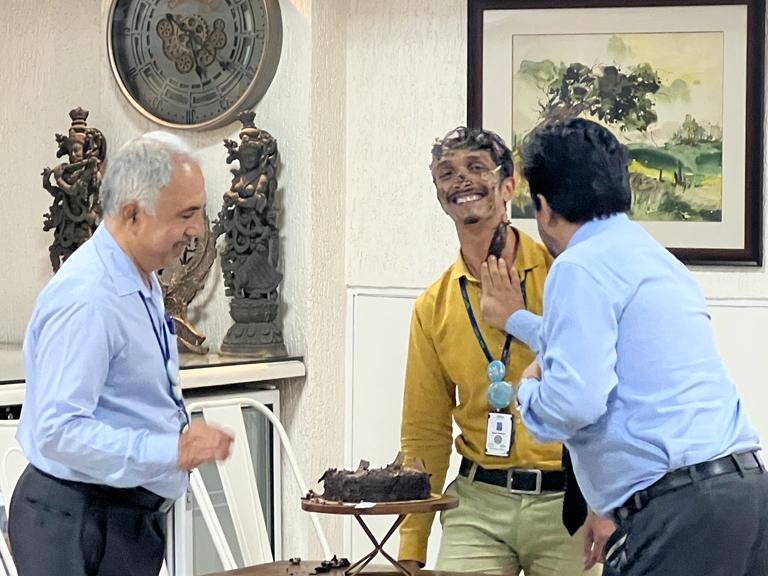 Lifeatprism's tweet photo. Birthday Celebration of Maruti ๐on 12th April 2023 ๐๐๐ฅณ
.
.
.
.
#birthday #happybirthday #prismites #lifeatprism https://t.co/jvTapSGuJq