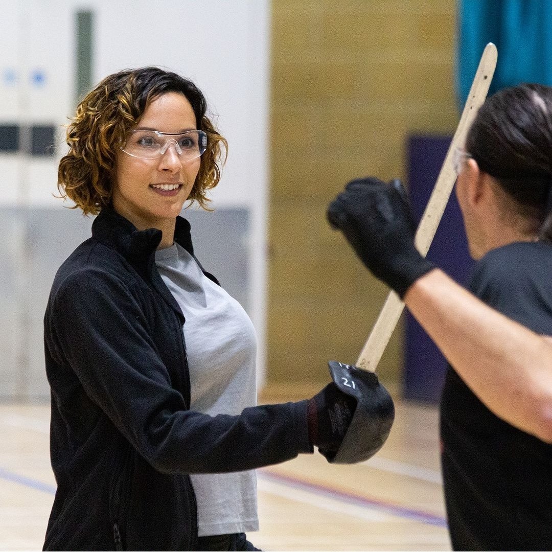BonnieWaack's tweet photo. REHERSALS AND SHOOTING DAYS!
#Stunt #Performer #Spactperformer #actionspecialist #cineandtv #woman #Latina #SwordFight https://t.co/ZANZNsuUe5