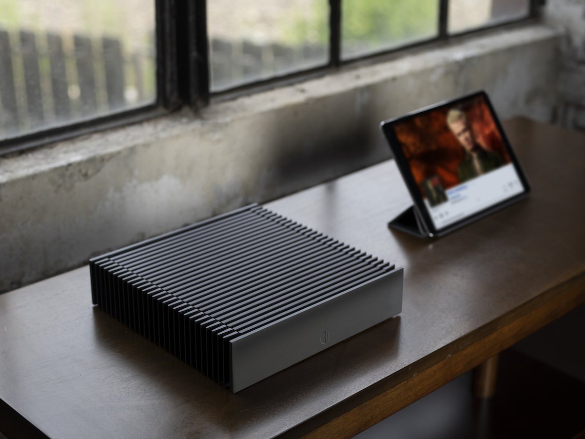 roonlabs's tweet photo. The only #musicserver you need 💯
#Nucleus is the easiest, fastest way to get your #Roon system running. No computer or networking skills required. Take it home, plug it in & download Roon apps for your mobile devices and computers.
https://t.co/REHiUBq7zy https://t.co/YueMMuSH95