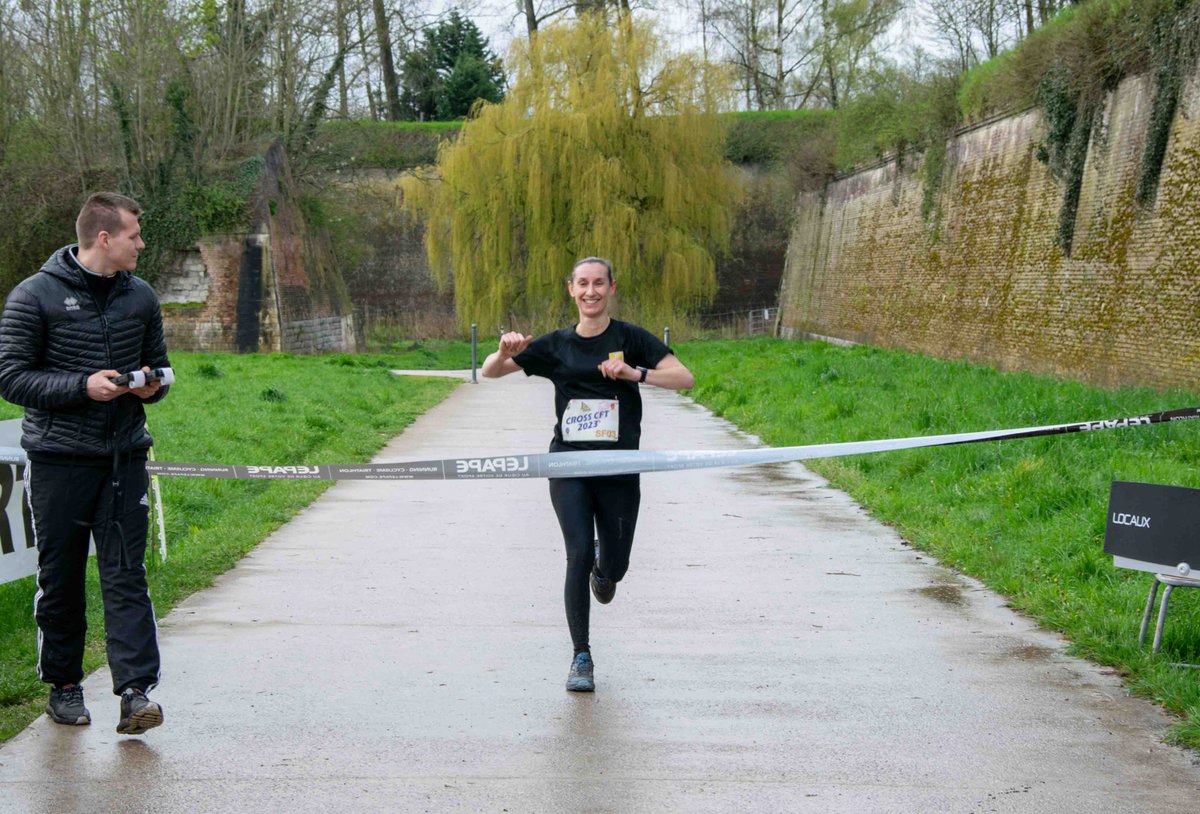 CommandementFOT's tweet image. Le cross de printemps du CFT a eu lieu ce matin en présence du #ComFT et du CEM. Motivation et cohésion ont permis à plus de 100 coureurs et 10 marcheurs de venir à bout du parcours. Félicitations 👏! Votre participation s'inscrit dans la dynamique des actions #AvecNosBlessés