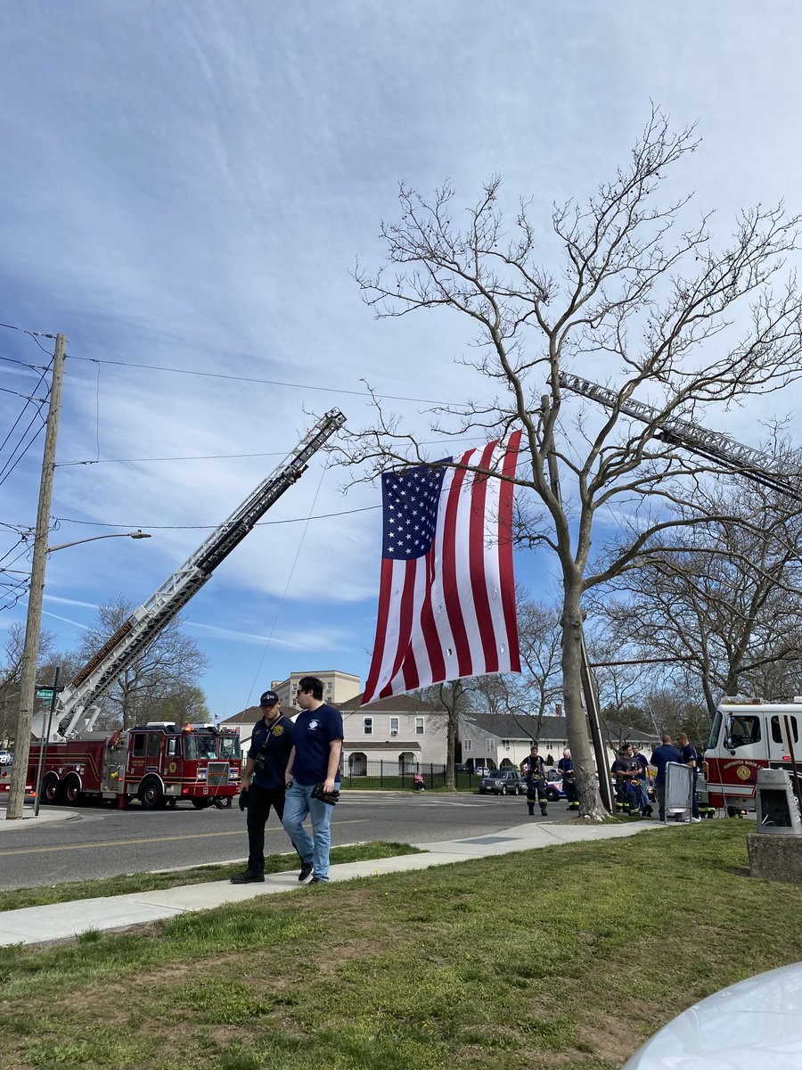 dsvmorris's tweet photo. In honor of Capt. Alison Russo of Huntington Station longtime HCFAS Volunteer. https://t.co/N6v7eT88ix