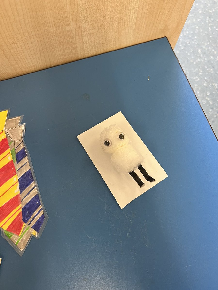 trayclarke's tweet photo. @Broadoak_Year5 Mela had lots of fun doing some Harry Potter crafts today. 🧪 Potions, Pom pom Hedwig,  Bog roll Harry 😂 and house book marks.  👓 🦉 ⚡️🧪  🧙 🧙‍♀️ 🐍 https://t.co/htnRf74NEY