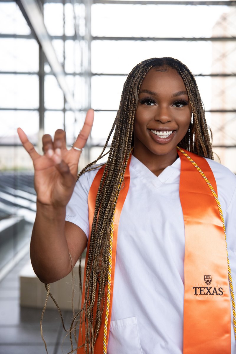 Meet Ugonma, a graduating nursing student focusing her career in a pediatric intensive care unit. “I plan to not only make an impact in the hospital setting, but in the world as well. I know I can only do that by God’s grace!” Show your support TODAY at: 40for40.utexas.edu/amb/nursing