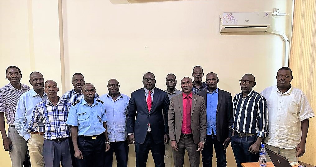 <a href="/UNFPABurundi/">UNFPA in Burundi</a> appuie le ministère de l'Intérieur <a href="/MininterInfosBi/">MininterInfosBi</a> et partenaires pr la finalisation des textes d’adoption de la #PNP. A l'issue de ce travail de 2 jrs,le décret d'adoption de la #PND, la déclaration de motif et l'instance de la gestion de la #PNP seront finalisés.