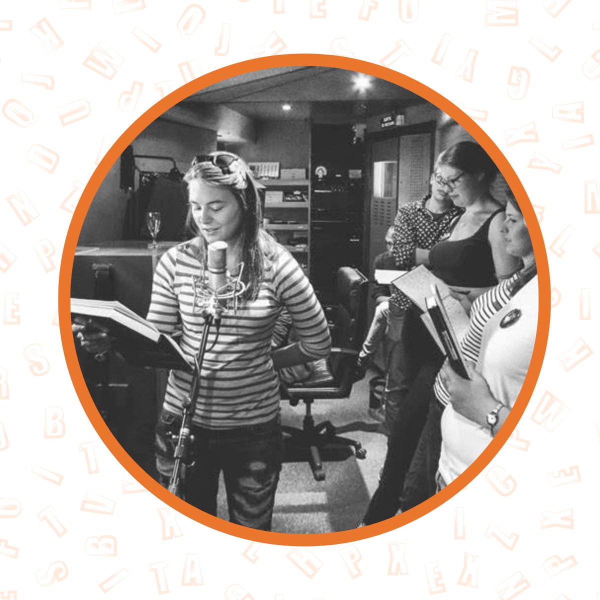 Luister naar het #spokenword optreden van Carmen Verduyn tijdens de inspiratiebijeenkomst Letters voor het leven op 19 april! Carmen ontwikkelde zich van actieve schrijver en spoken artiest tot coach experimentele literatuur en organisator. Meld je aan: leesoffensiefbrabant.nl/event/19-april…