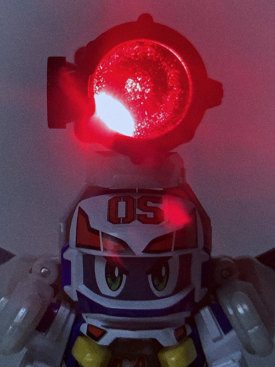 hellonoppy's tweet photo. ジャンクに混じってたスーパービーダマンのレーザーサイトをメンテしました！
ターゲットオンできる〜！！
#ビーダマン https://t.co/E7E9qbO9x4