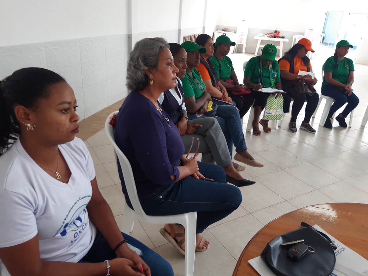 MuniAtacames's tweet photo. ¡Las personas con discapacidad no están solas!
No únicamente quienes padecen de discapacidad, sino además sus cuidadores recibieron capacitación por parte de #Ovci y @conadisecu, bajo la coordinación de la Secretaría Técnica del Consejo de Protección de Derechos de @MuniAtacames https://t.co/QOnZfwDWaM