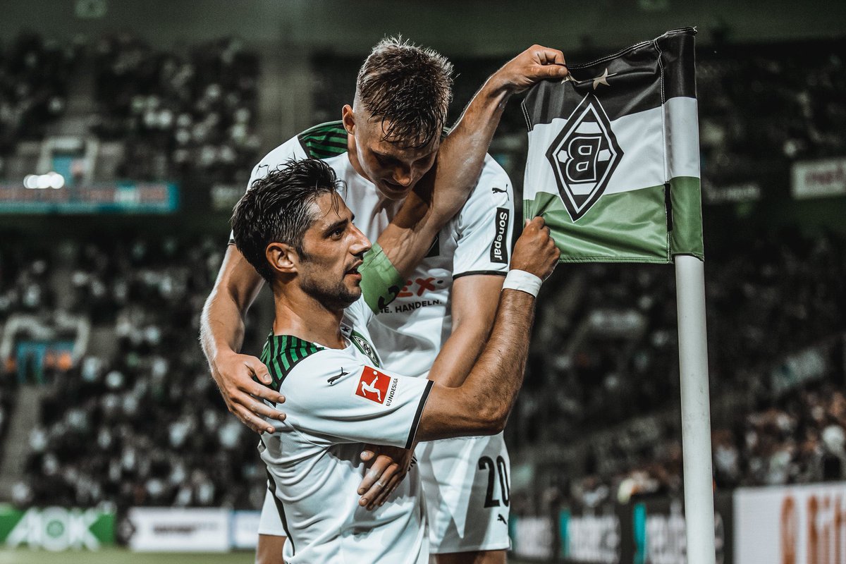 Dennis ☭ 🇵🇸 tweet media