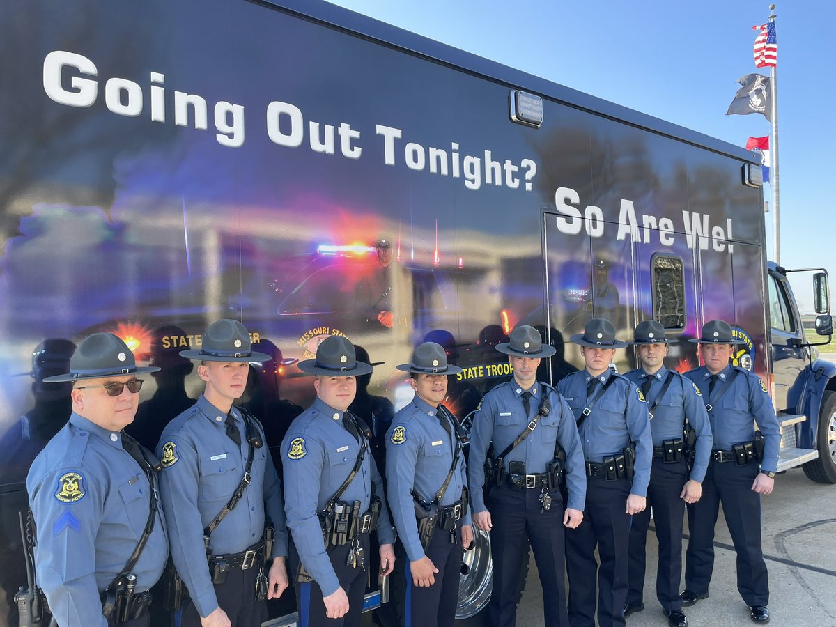 MSHPTrooperA's tweet photo. Today we pause to recognize the outstanding efforts of a handful of dedicated troopers, focused on removing drunk/impaired drivers from our highways! Their efforts were outstanding in 2022!

📸 Mike Davis, @MoDOT LEO liaison for traffic safety, presented #LETSAC recognition pins. https://t.co/GMssx2D7M6