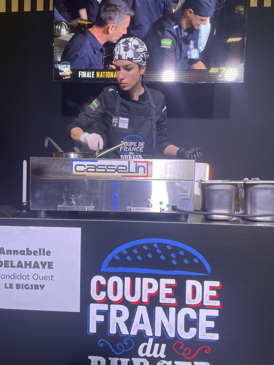 C’est le moment de vérité à la <a href="/CFBurger_Socopa/">CoupedeFranceBurger</a> : qui gagnera le concours du meilleur burger de France ? 5 candidats venus de toute la France s’affrontent en finale.