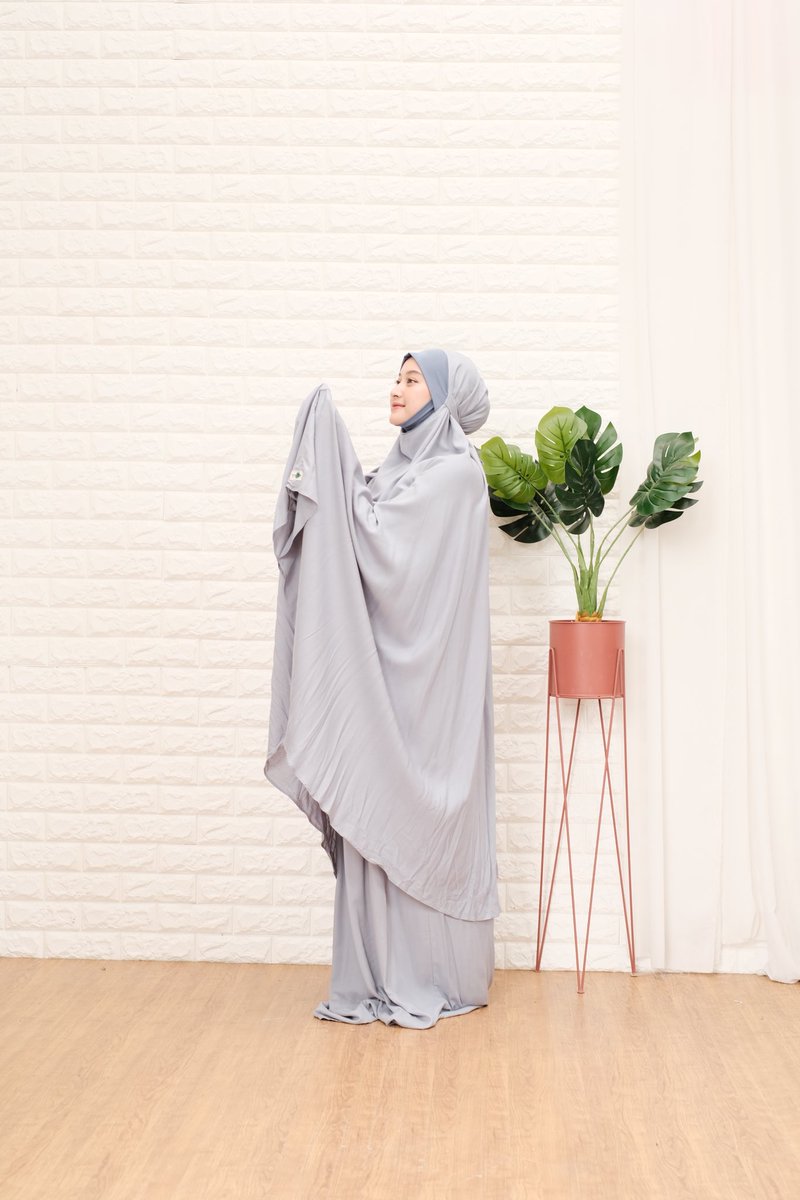 shemaabayaa's tweet photo. Besok hari terakhir pemesanan sebelum toko libur yaahh!!!🙈

Jadi buruannnn yg mau mesen Mukena SHEMA utk persiapan lebaran atau hamperssss karena stock semakin menipisss🥲 sisa belasan aja stocknyaa!!! mumpung diskonn!!💓💓

https://t.co/aTYkEVXipH

https://t.co/K3dG6gqujB https://t.co/4qCdWZZAg9