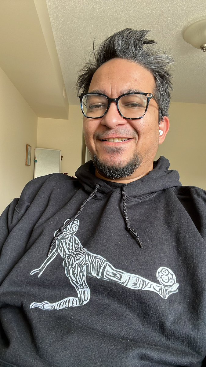 avijanm's tweet image. Hey @AlexGoldberg_, look what just arrived in time for the big match today.

🎵Oooo Thiago Silva 🎵