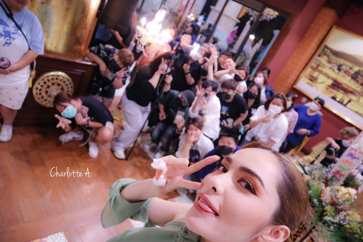 littleprince_21's tweet photo. taken by Charlotte A. 🐰📸

@itscharlotty #ชาล็อตออสติน
#CharlotteAustin #SmileyofCharlotte https://t.co/cQcmhV1QoE