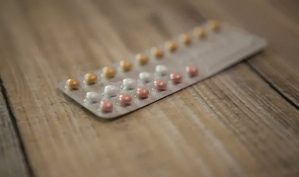 Sobre la relación entre la terapia hormonal sustitutiva durante la #menopausia y la posibilidad de que incremente el riesgo de cáncer de mama, desde la SEGO aportamos luz a esta cuestión. Varias expertas hablan sobre ello para <a href="/veri_fi_cat/">V‎erificat</a>. bit.ly/41F658v