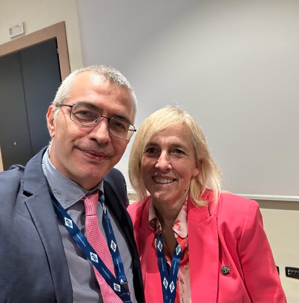 drferrero's tweet photo. Felice di aver partecipato al 6 Congresso Nazionale della Società Italia della Riproduzione Umana (SIRU) 
#SIRU #endometriosi #infertilità #chirurgia #FIVET 🎗️ https://t.co/SOeDMzSEs9