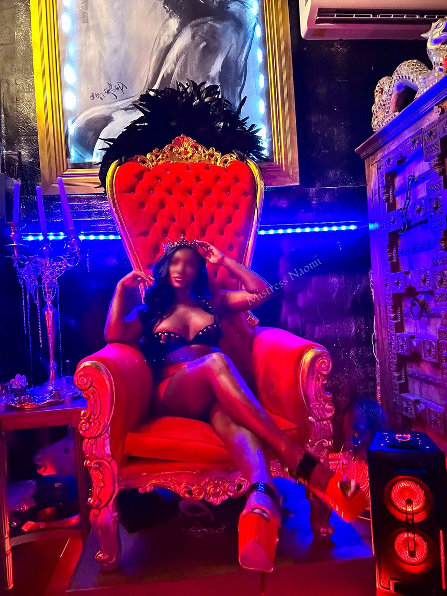 NaomiMistress's tweet photo. Time to serve....👑👑👑 https://t.co/rHcofaG4ql
#MiamiDominatrix #MiamiFinDom 
#FortLauderdaleDominatrix https://t.co/BFaBuN4N64