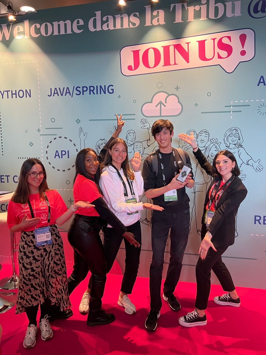AXAJobs_fr's tweet photo. 👏 Nous avons notre gagnant du jour ! Avec un score de 13 610 points, Antoine repart avec la montre connectée. 🤩

Il vous reste 2 jours pour tenter de remporter les lots restants. RDV demain ! 😉

#Devoxxfr #IT #Dev #AXAGuildeDev #RaiseTheBar https://t.co/MPmQsbeHLK
