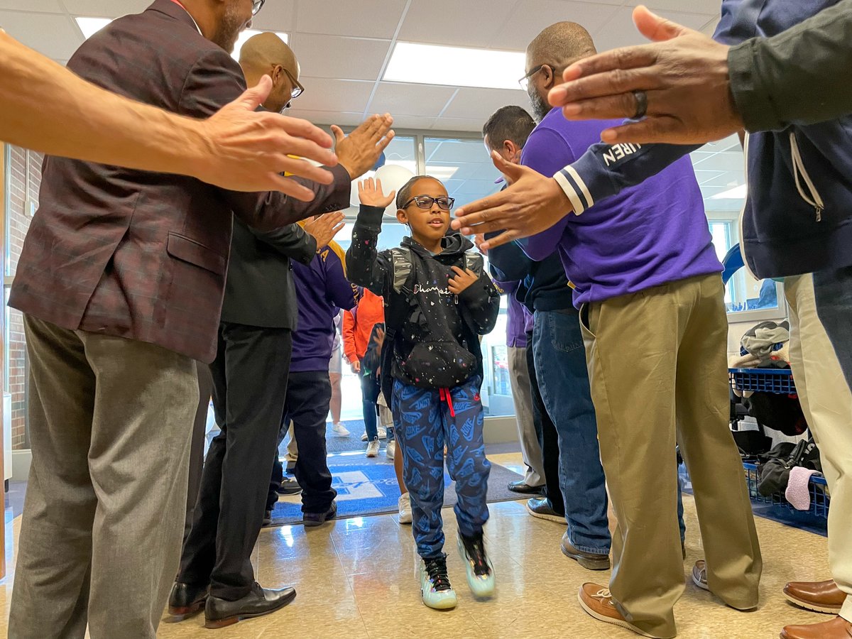 JCPSKY's tweet photo. Thank you to the #FlashDads for always showing up for our students! #WeAreJCPS https://t.co/OsnrKU6AVO