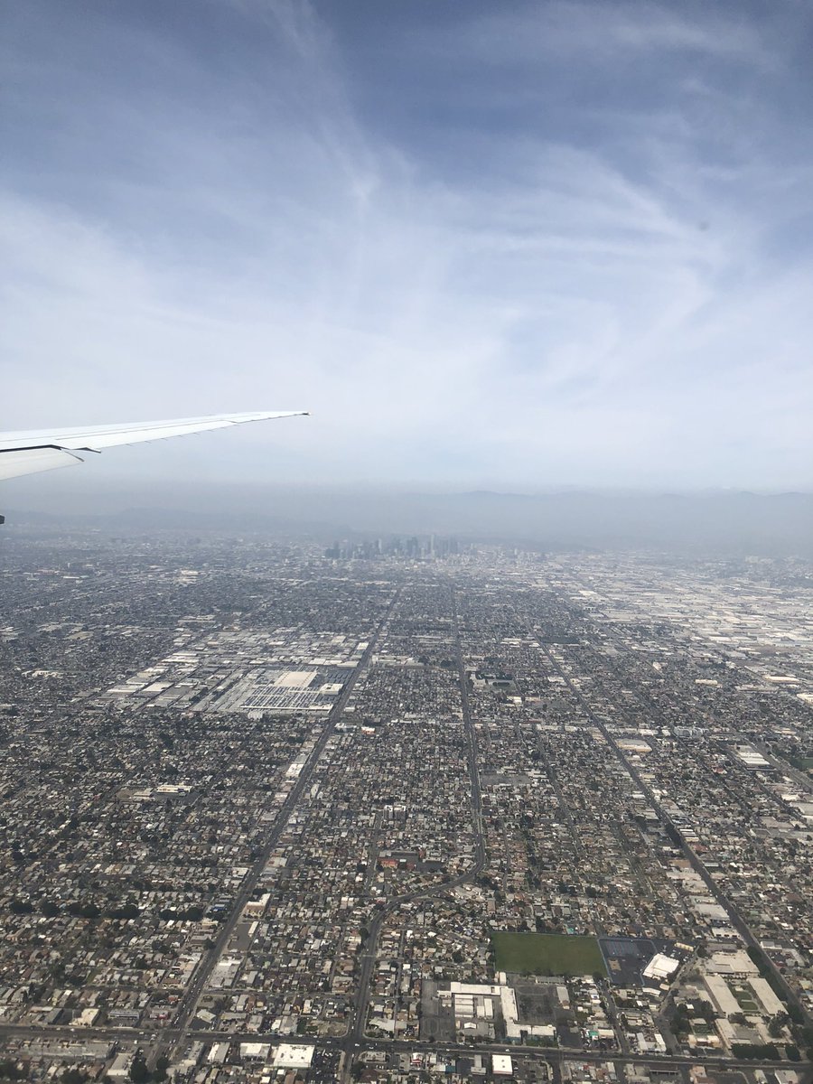 theetrillcurves's tweet photo. Los Angeles, California ✨ https://t.co/7aABumevsv