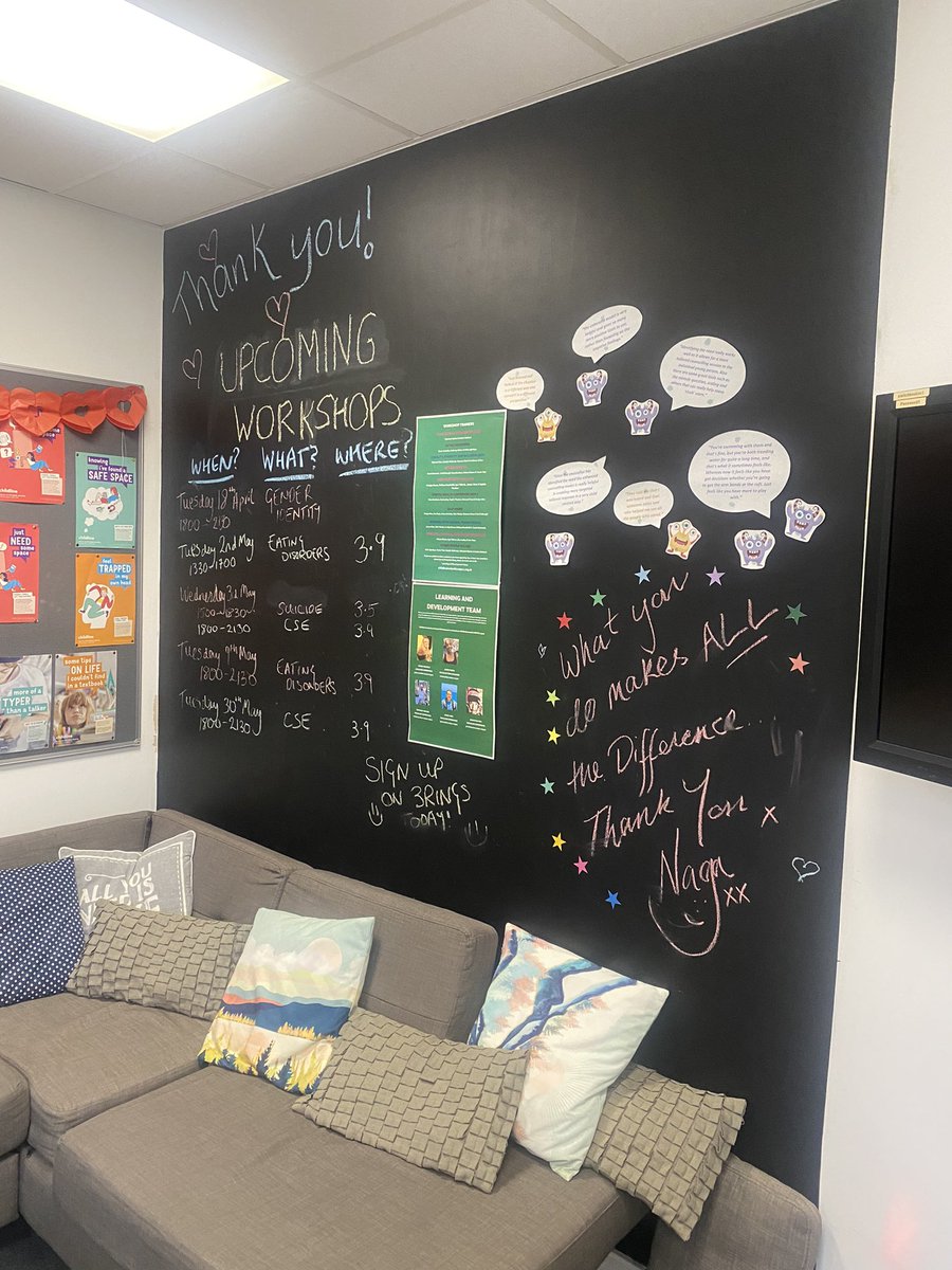 PeterWanless's tweet photo. Just dropped by Childline to see and say thank you to our volunteers on shift this evening - we’ve been very busy this week https://t.co/RjAyRlEq4l