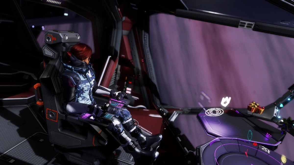 MarinaOatmeal's tweet image. Did someone order... Pink?!

#EliteDangerous