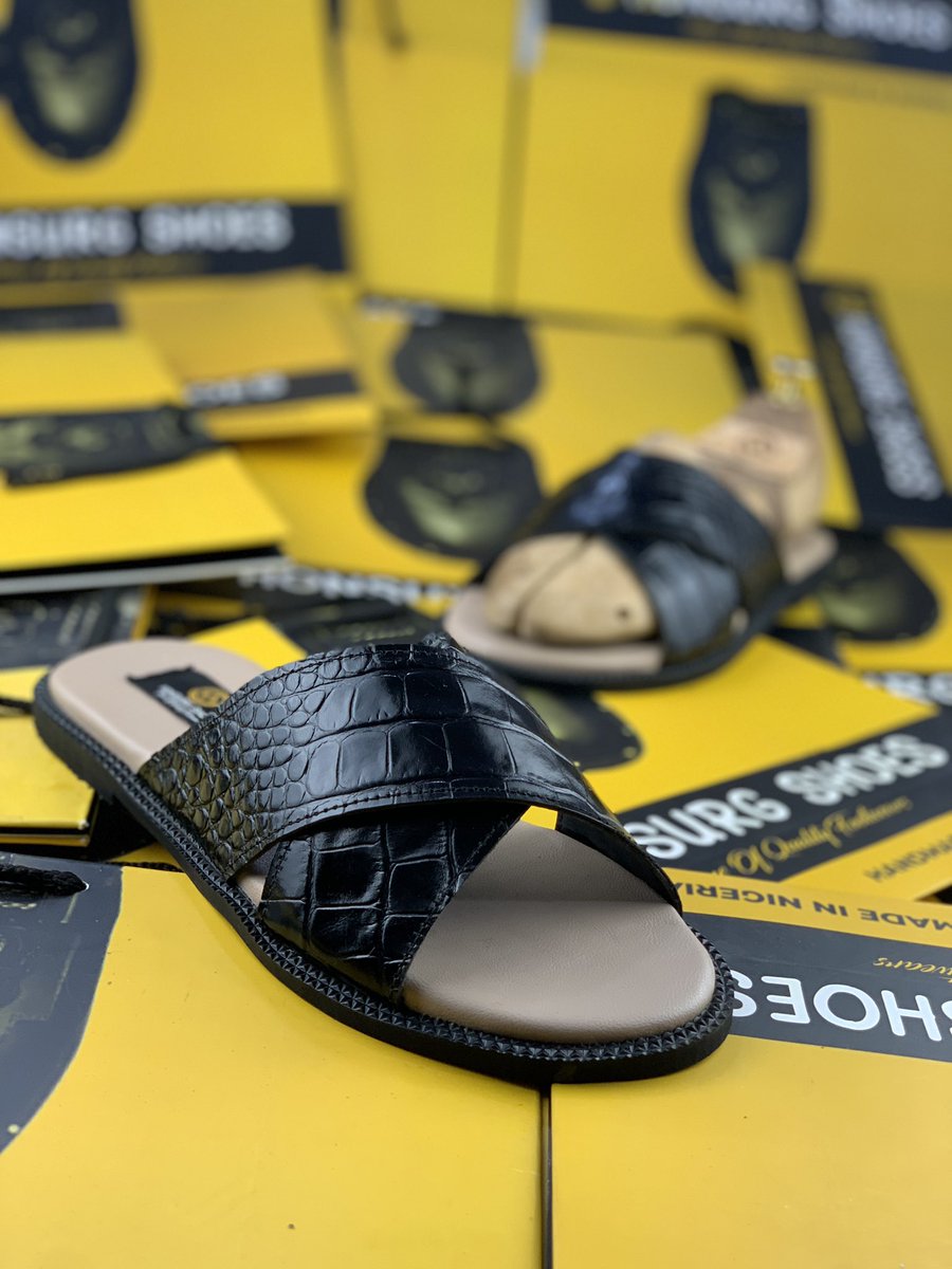 Honsurg1's tweet photo. Please RETWEET 🤲

ALAN is the perfect blend of style, comfort, and durability! 

ALAN is versatile enough to be worn with jeans, shorts, or even traditional outfits. 
ALAN sells for N15,000 and he’s available in your preferred sizes.
Dm to get a pair for yourself and loved ones. https://t.co/Pxt5nMGcHP