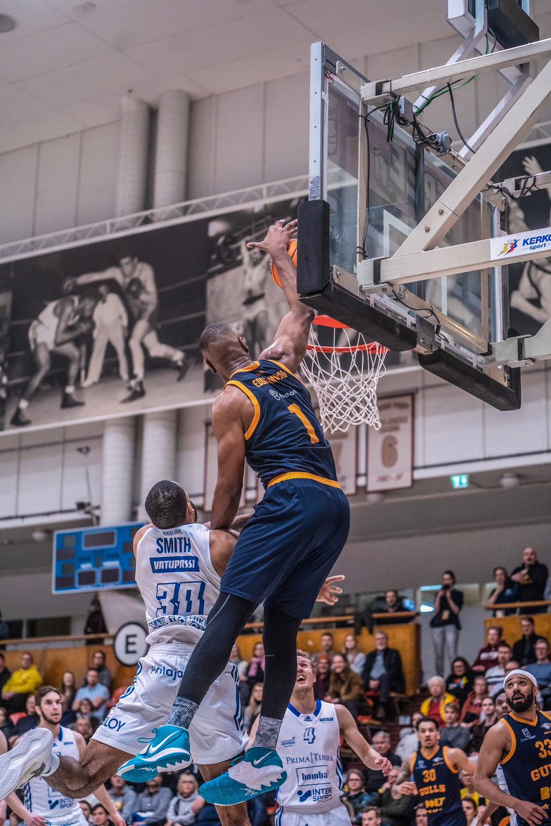 GullsBasketball's tweet photo. #Pantterijahti jatkuu lauantaina Stadissa! 🔥

Välierävastus on selvinnyt ja lauantaina startataan taistelu finaalipaikasta @KatajaBasket vastaan! ⚔️
. . . 
VÄLIERIEN AVAUSPELI:
🆚 vs. Kataja Basket
📆LA 15.4.
🕔17:00
🏟Kisis
🎟https://t.co/vfIfIV2GI4

#Gullsnation #Korisliiga https://t.co/60gBR8EUiN