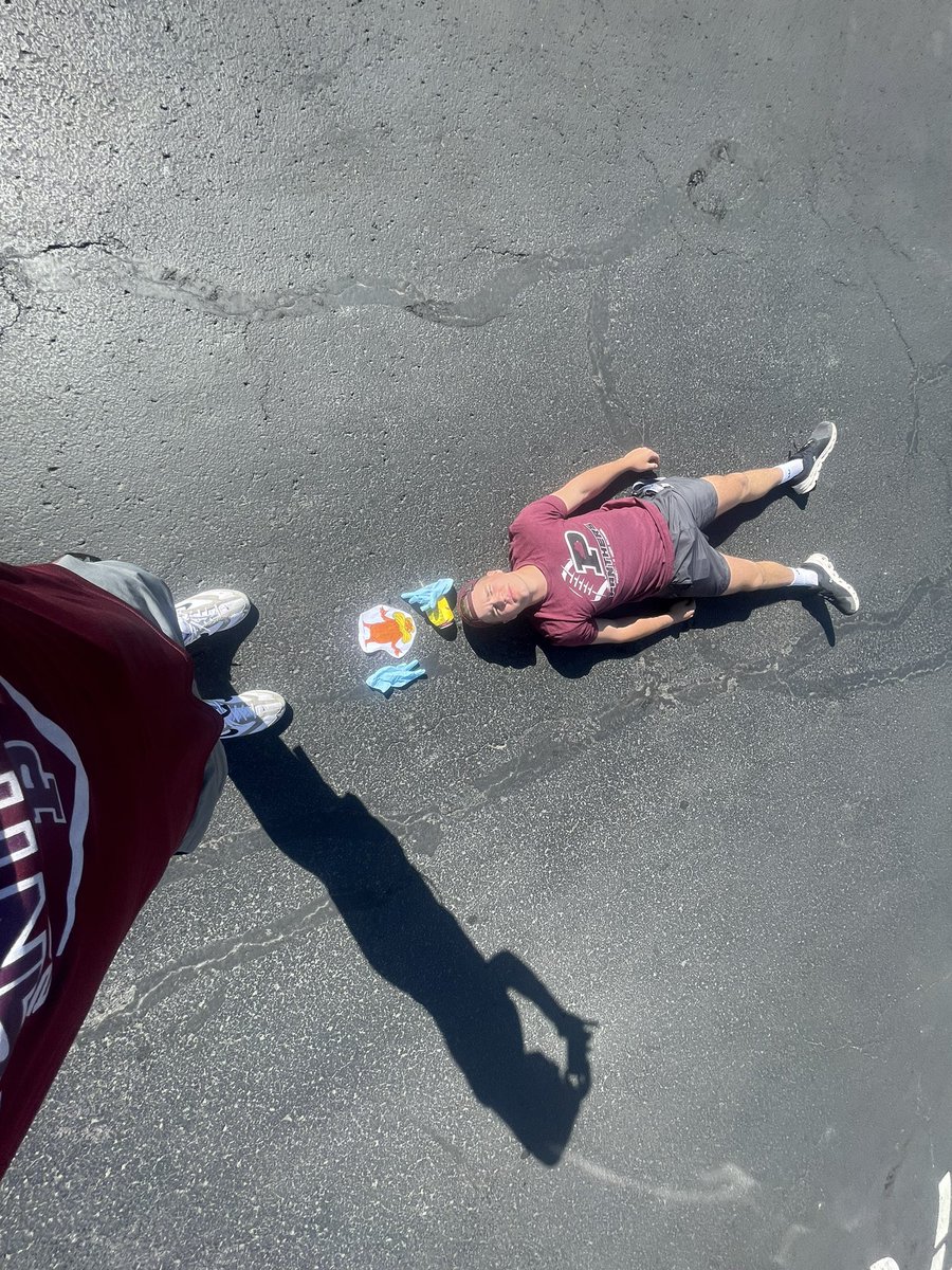 SalyersCarson's tweet photo. Flat Lorax says hello. ๐๐ผ #ScottBio #FLATLORAX #EarthDay2023 @BioTeachKS https://t.co/ayWOLiEtrh
