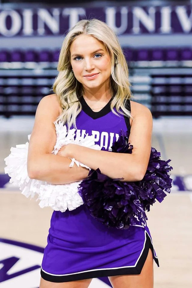Sexy Pics on Twitter: "Blonde college cheerleader poses"