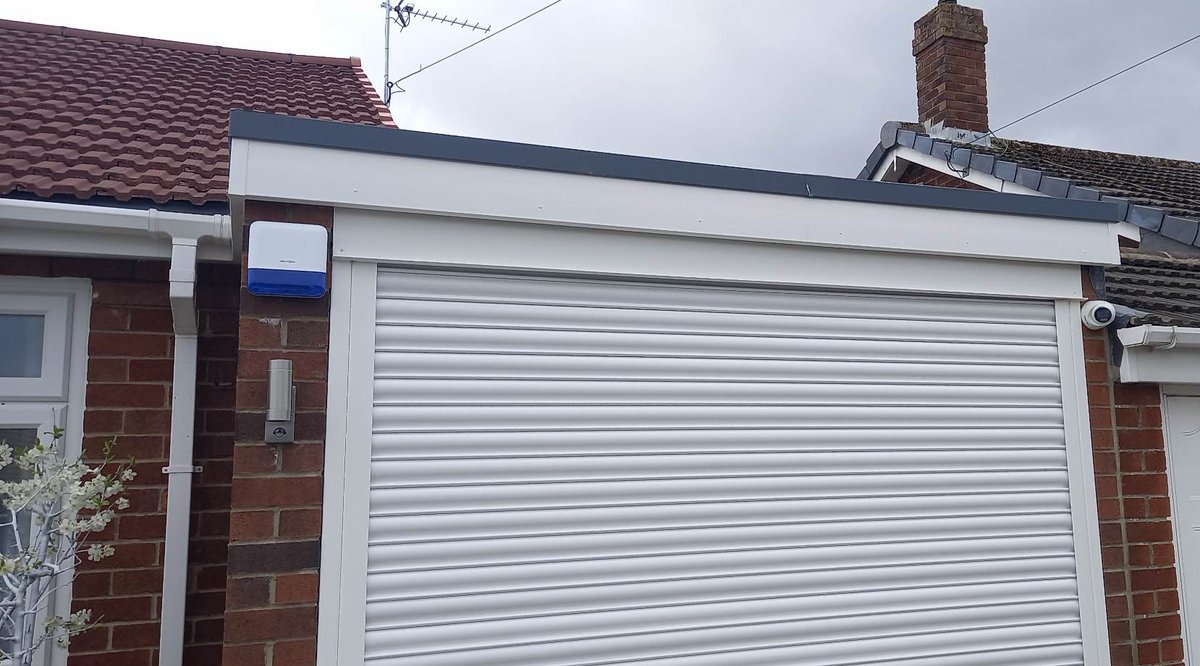 SirrahTech's tweet image. Some pictures from a recent project to install advanced security &amp;amp; smart home tech as part of a bungalow renovation! Full colour CCTV, wireless intruder alarm, smart doorbell &amp;amp; WiFi 6 throughout the property installed by our team. #smartsecurity #CCTV #WiFi #Unifi #Hikvision