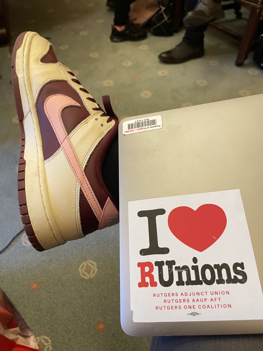 Wednesday's <a href="/UnionDrip/">Dripped Out Trade Unionists</a>. It's Dunk day. Let's get this contract, <a href="/ruaaup/">Rutgers AAUP-AFT Academic Worker Union</a>.