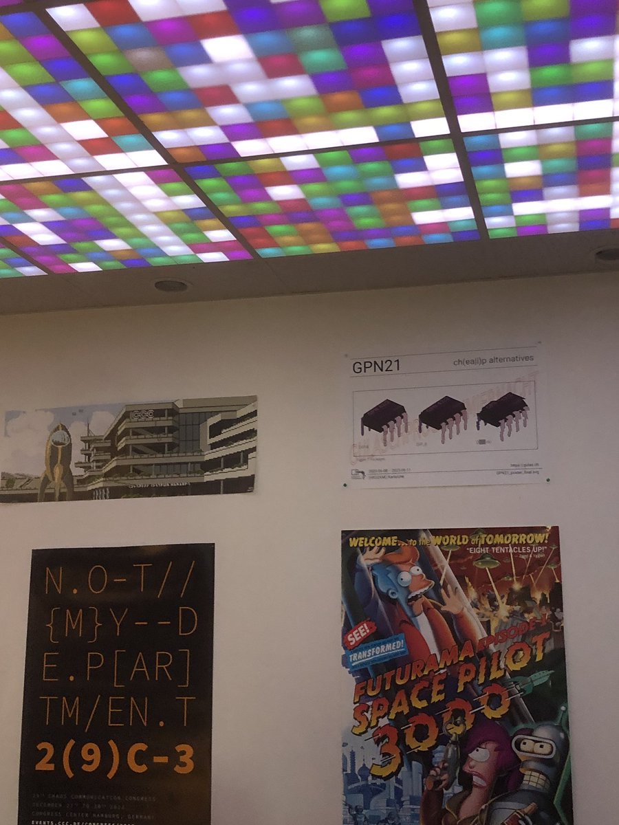 Auch von der #EH20 ist Loot im <a href="/chaospott/">Chaospott</a> gelandet. Ihr könnt Poster für die #GPN21 <a href="/entropiagpn/">Entropia e.V.</a> und aktuelle Postkarten des <a href="/c3postoffice/">Chaos Post</a> mitnehmen. #c3e