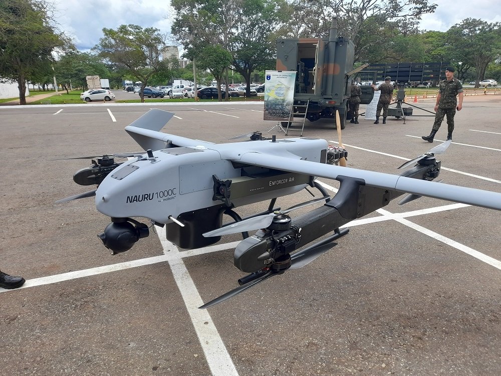 sentandoapua's tweet image. MBDA traz ao Brasil míssil para uso em drones da Xmobots - Revista Asas - postly.app/2VAt 

#aviação #militar #MBDA #Xmobots #drone