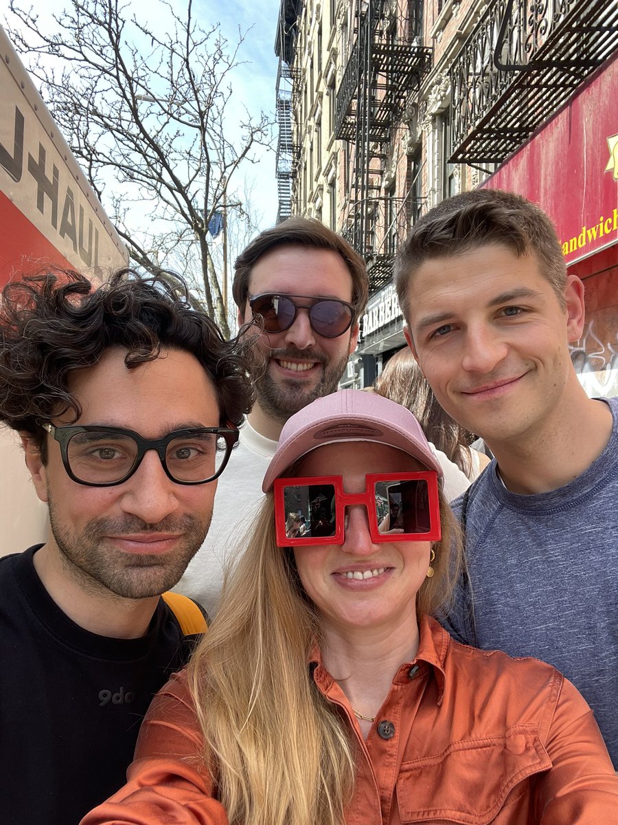 #NFTNYC2023 - best #web3 vibe

#9dcc 

<a href="/Agn3s_eth/">AGNΞS ❤️‍🔥🦖 ᅵBL0CK #030</a> <a href="/framework2k10/">Florian S. Zawodsky</a> <a href="/AJOstermeier/">Andreas J. Ostermeier</a>